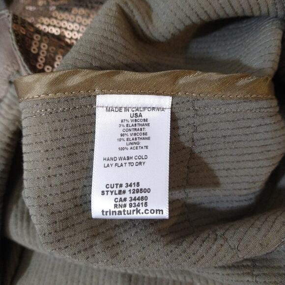 MO Trina Turk Gold Sparkle Sequin Flowy Fit Short Sleeve Blouse Top Shirt NWT XS - Picture 8 of 9